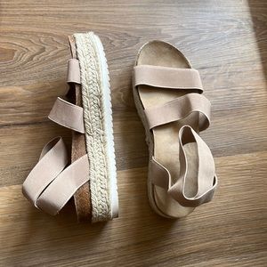 Platform sandals